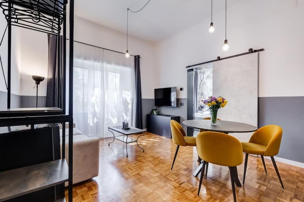 Apartment Classy In The Richest Rom